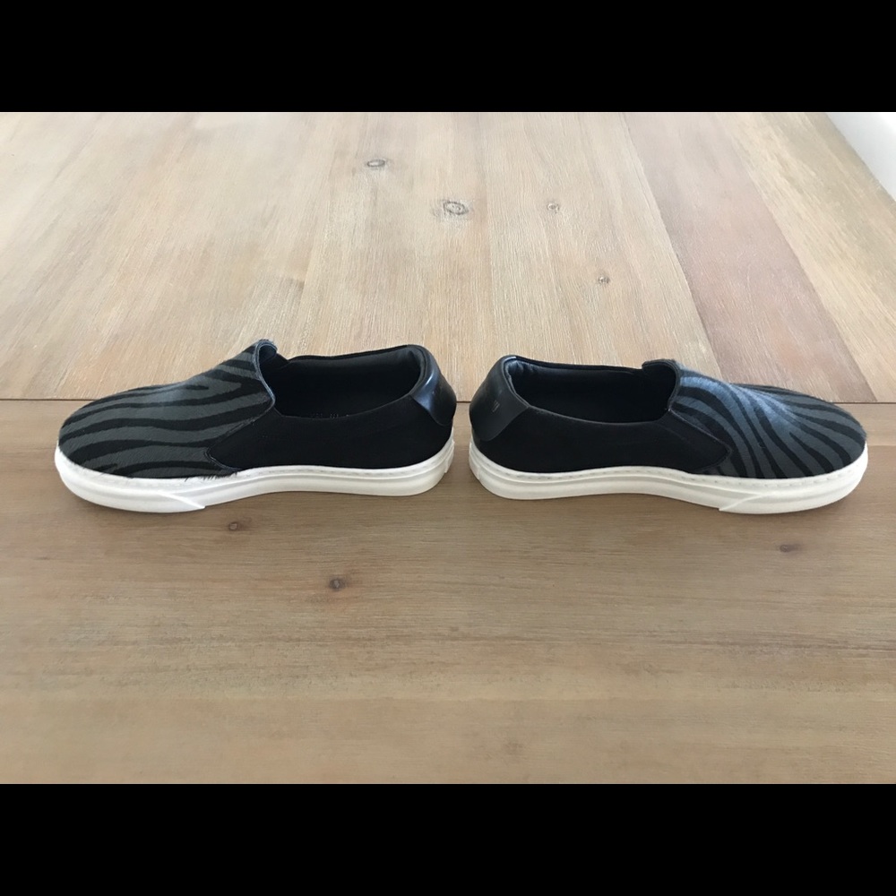 Shoes - Picture 3 of 4